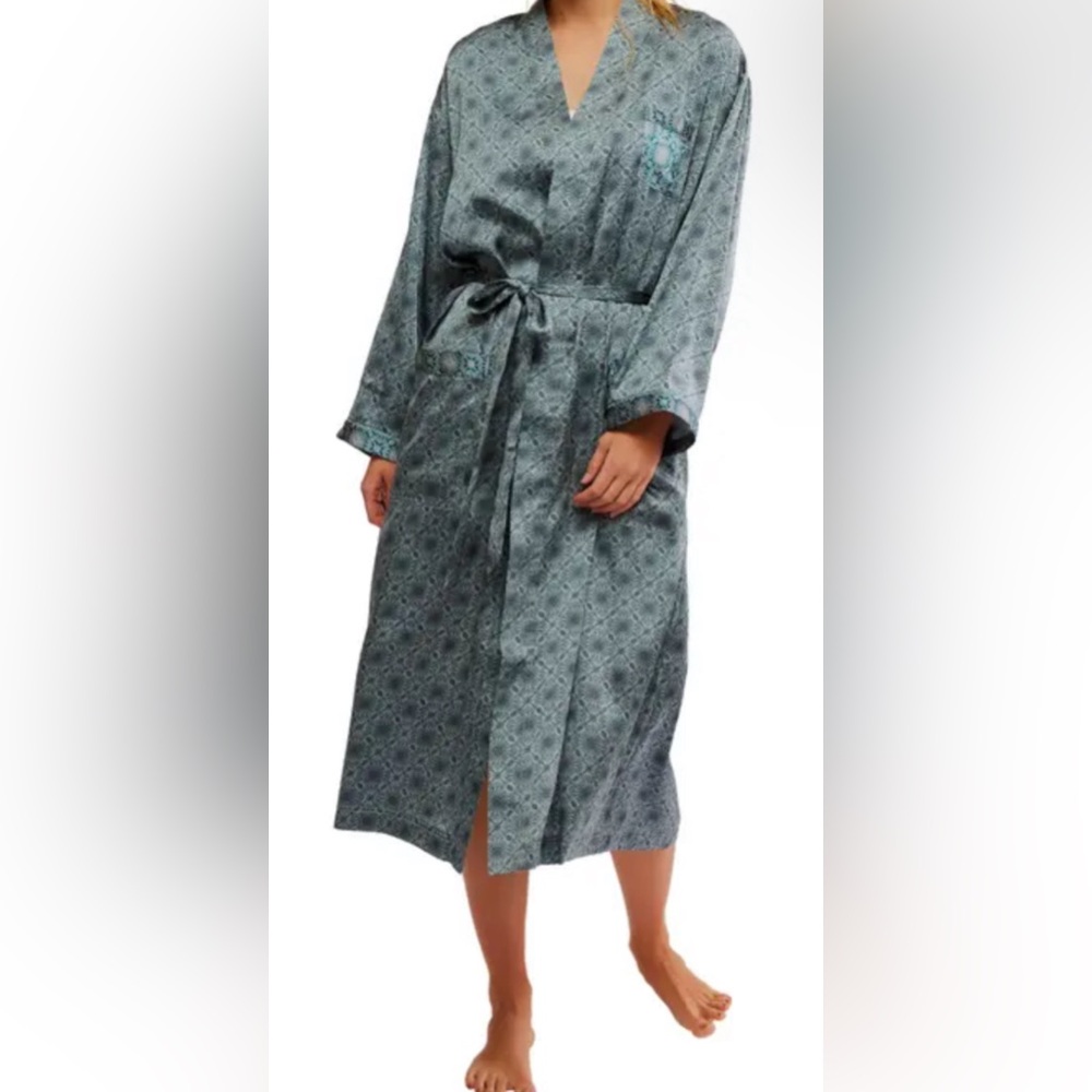 Free People $128 Oasis House Robe NEW WITH TAGS Size XS/S